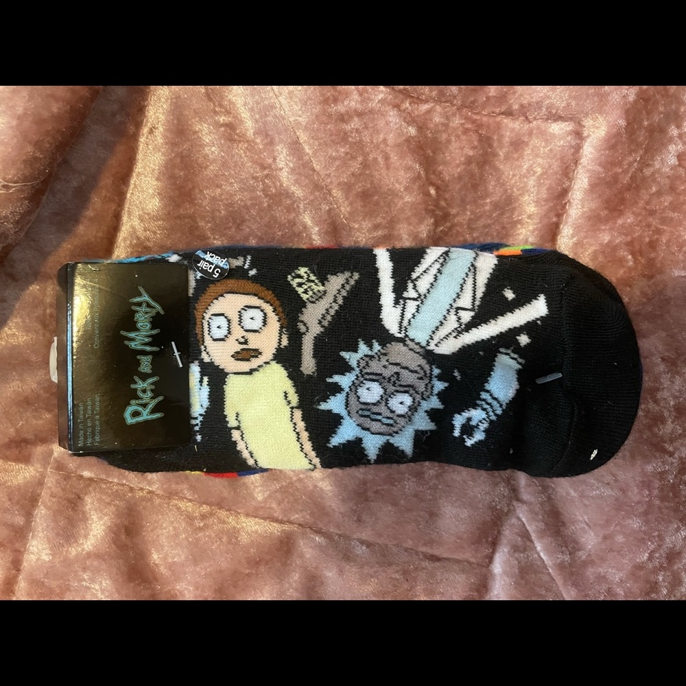 NWT Rick and Morty Socks 5-pack